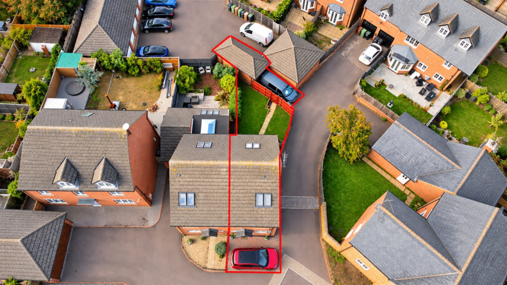 Main image of property: Ivy Lane, Finedon, NN9