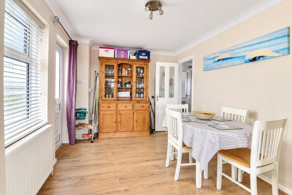 House in Torridge, Great Torrington - More