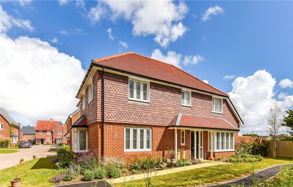 Main image of property: Laxton Grove, Eastergate, PO20