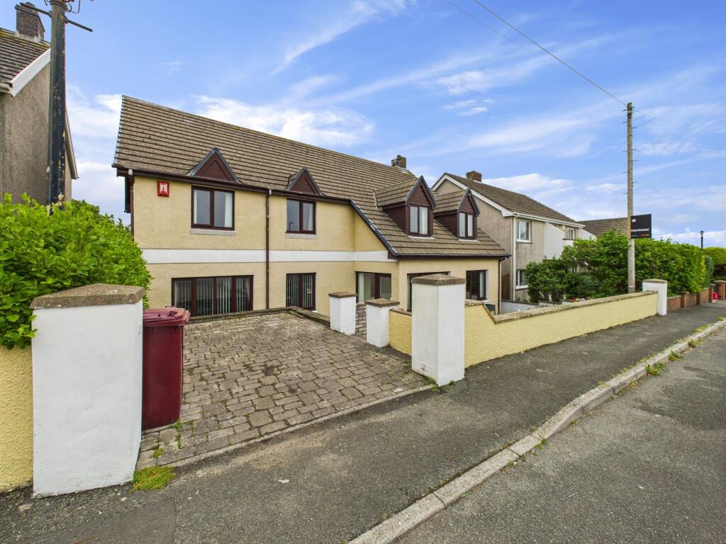 Main image of property: Gorsewood Drive, Hakin, SA73