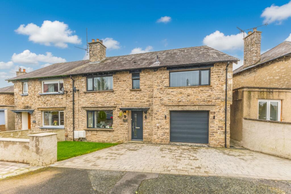 Main image of property: 17 Castle Oval, Kendal