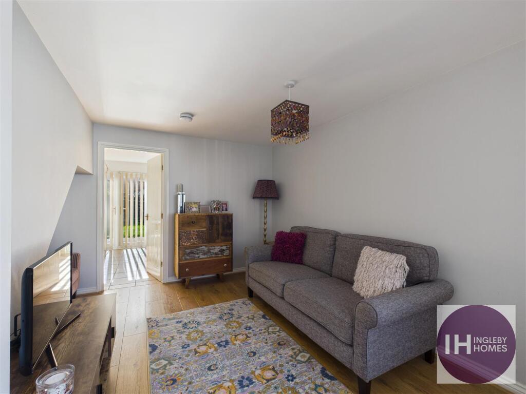 House in Stockton-on-Tees - View 2