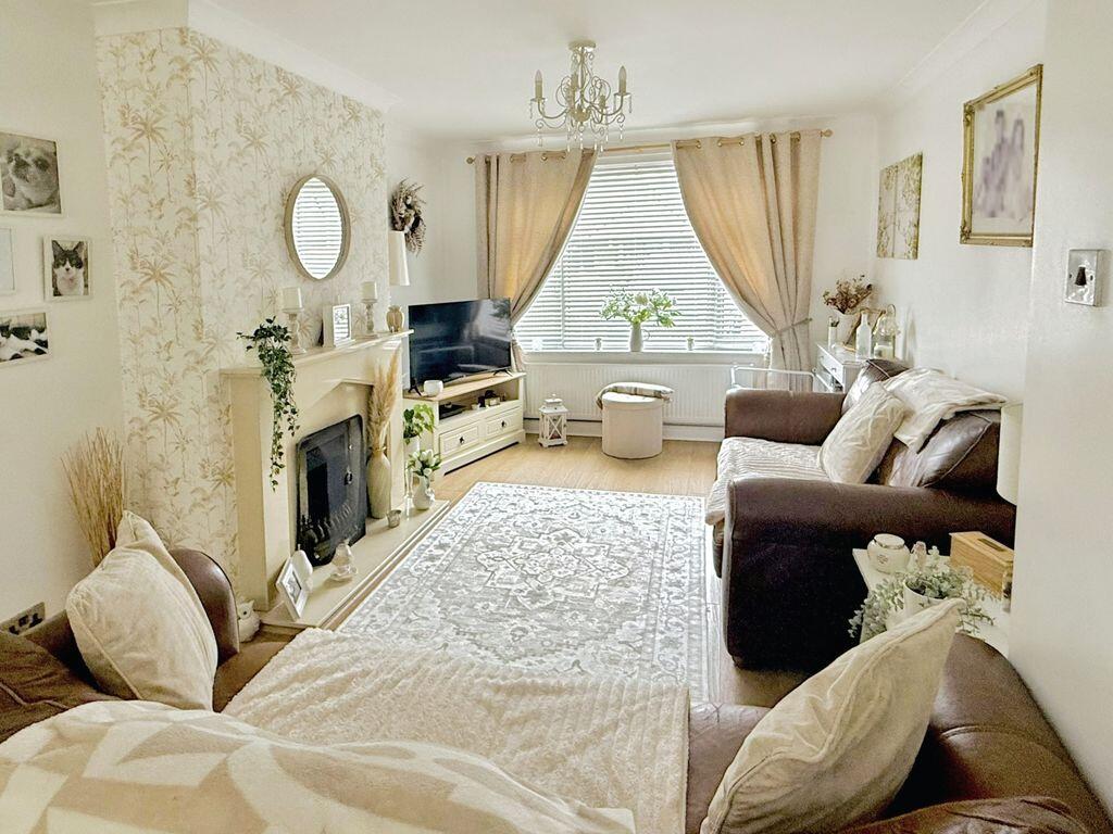 House in Walsall, Old Town, Heath End - View 3