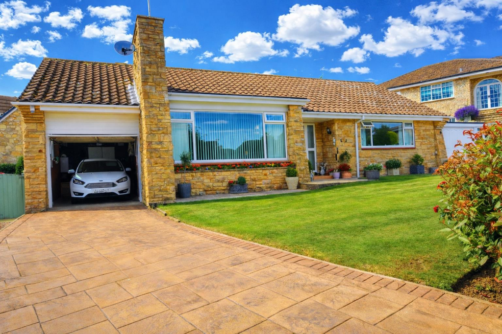 Main image of property: Manor Park, Darrington, Pontefract