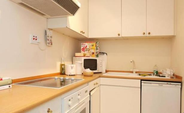 Apartment in London - More