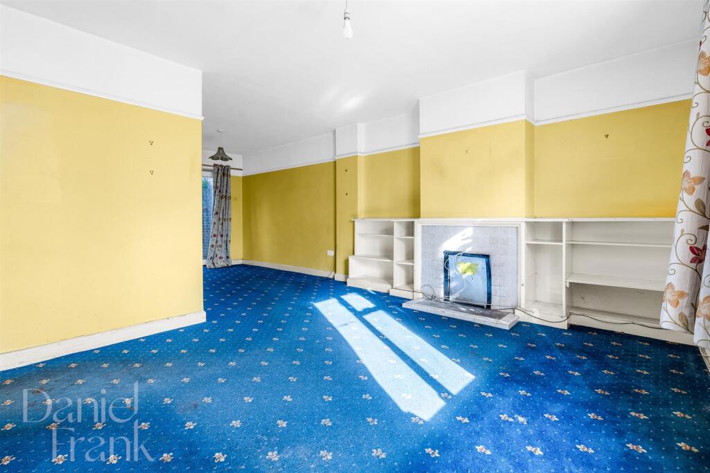 Wellfields, Loughton photo 3