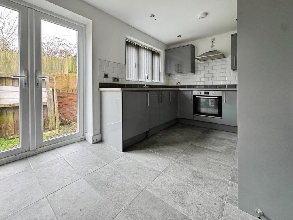 Abbotsford Drive, Thurcroft, Rotherham, South Yorkshire, S66 photo 4
