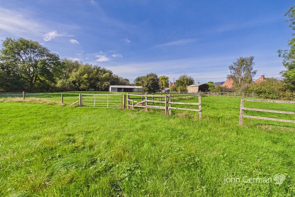 House in East Staffordshire, Anslow - View 5