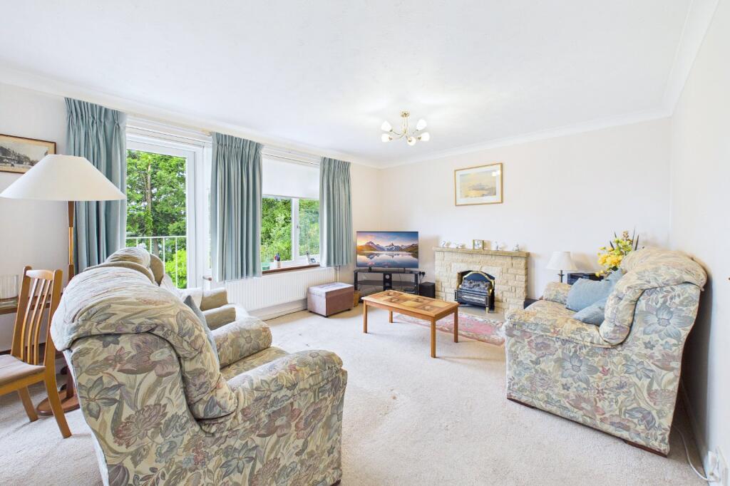 Cotton Close, Broadstone, Dorset, BH18 photo 4