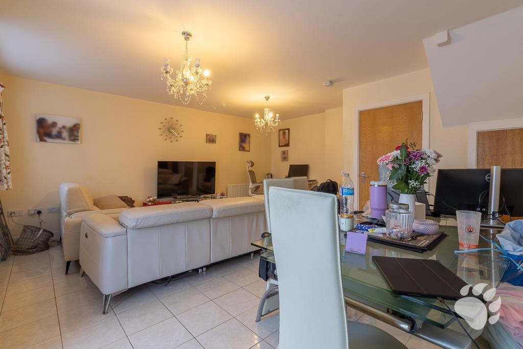 House in Southend-on-Sea - View 5