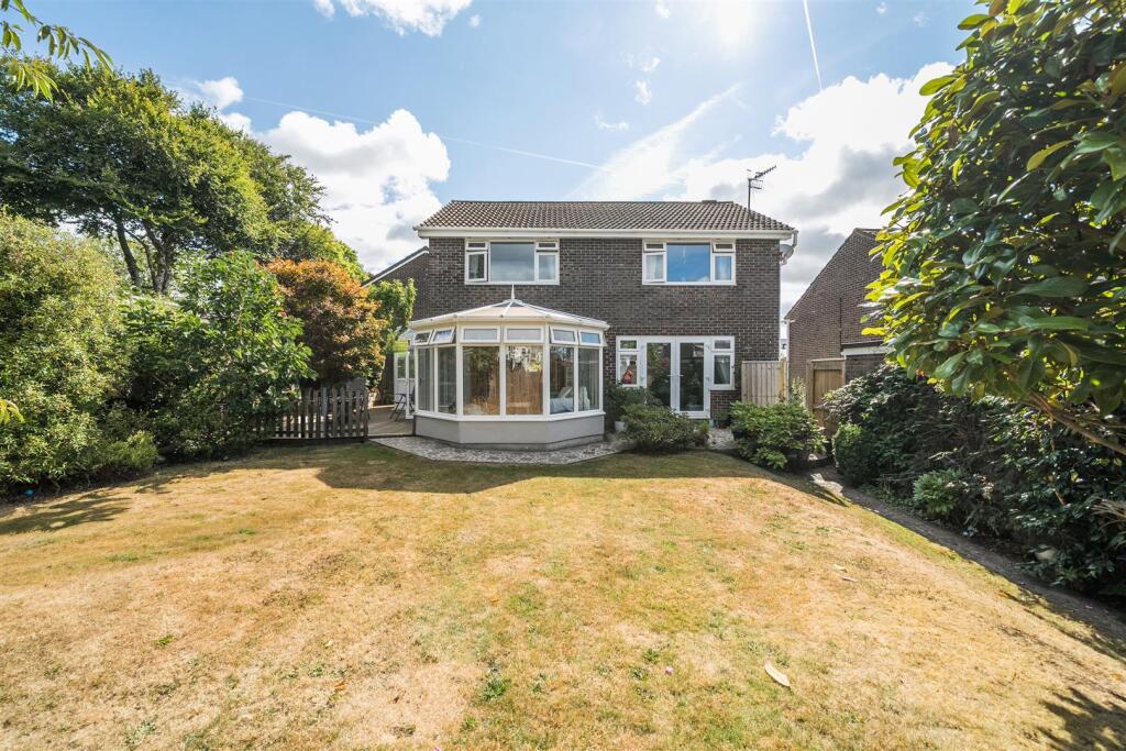 Main image of property: Savery Close, Ivybridge