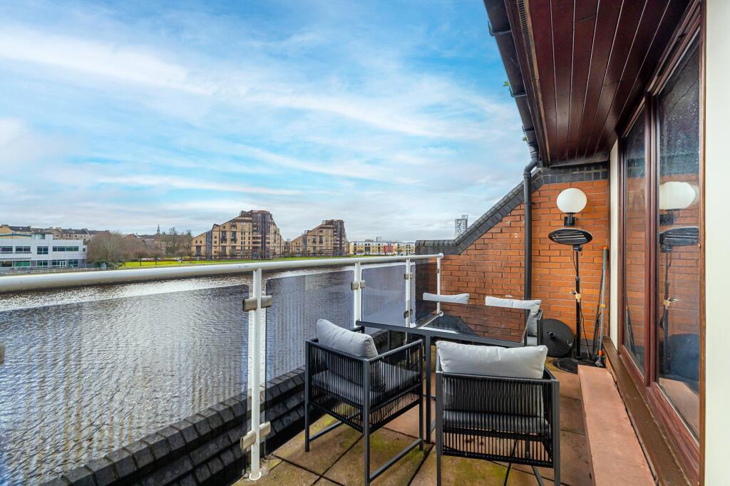 Apartment in Glasgow, Cranstonhill, Anderston - View 2