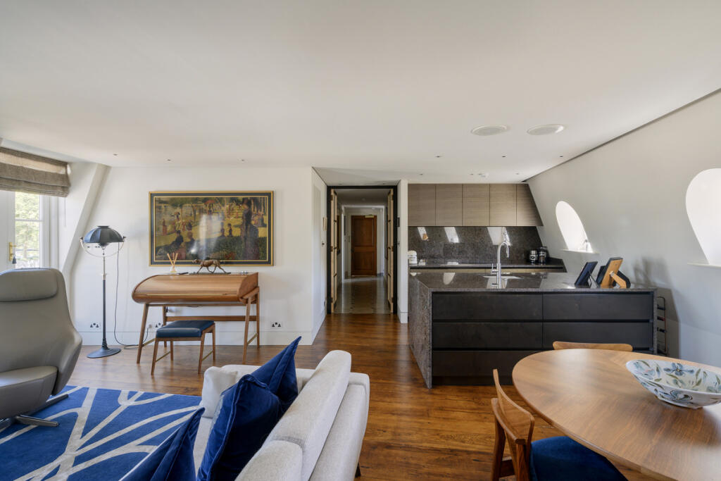 Apartment in London - View 4