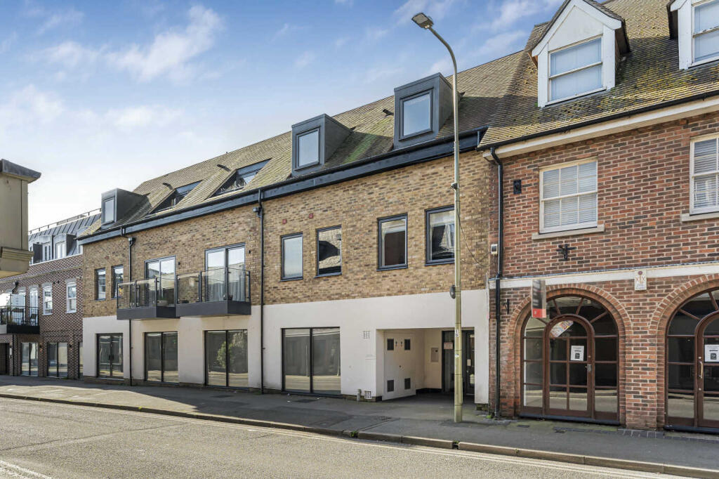 Main image of property: 11 St. Martins Street, Wallingford, OX10 0AL