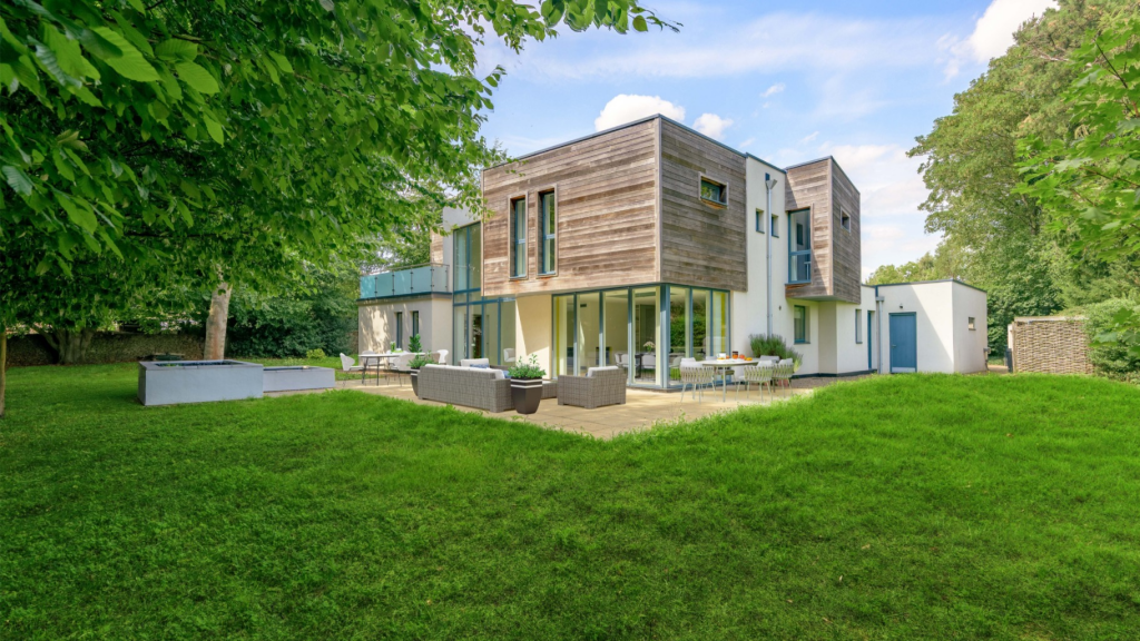 Main image of property: Orchard Drive, Caythorpe, Grantham, Lincolnshire, NG32 3FF