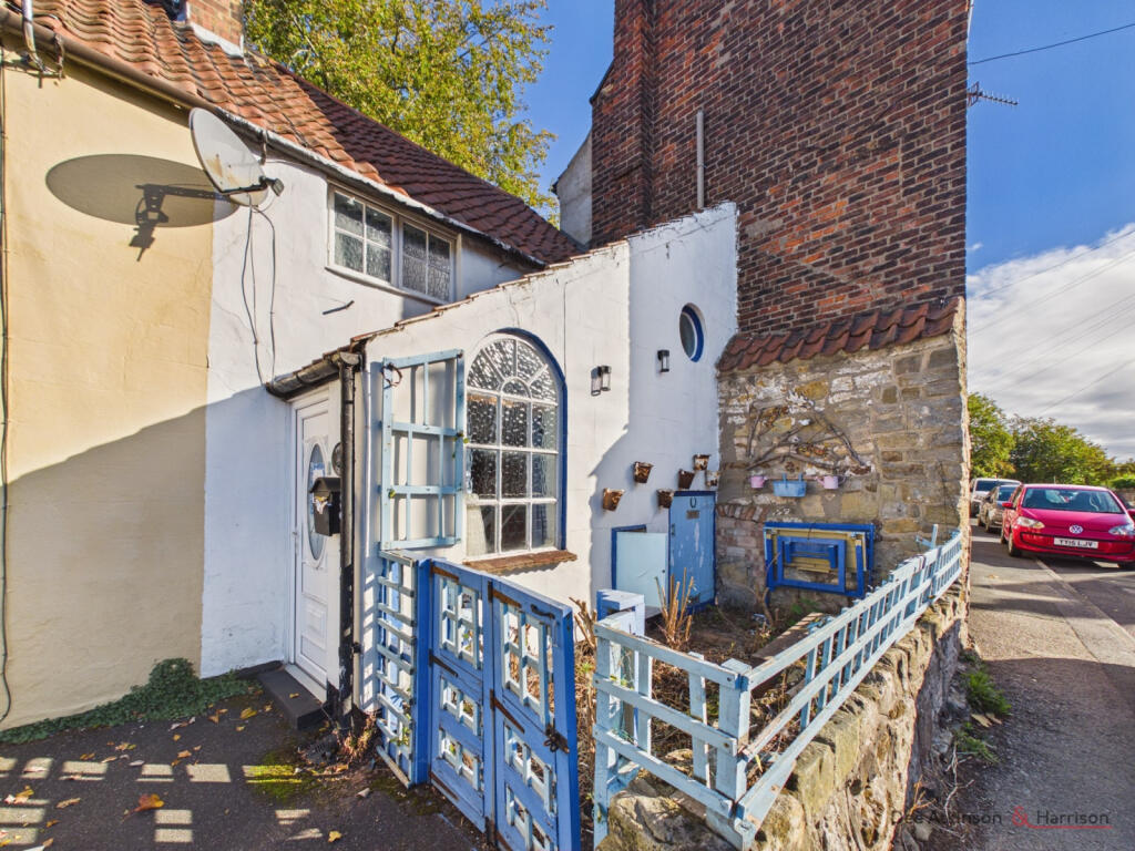 Main image of property: Cambridge Place, Scarborough, YO12 5HB