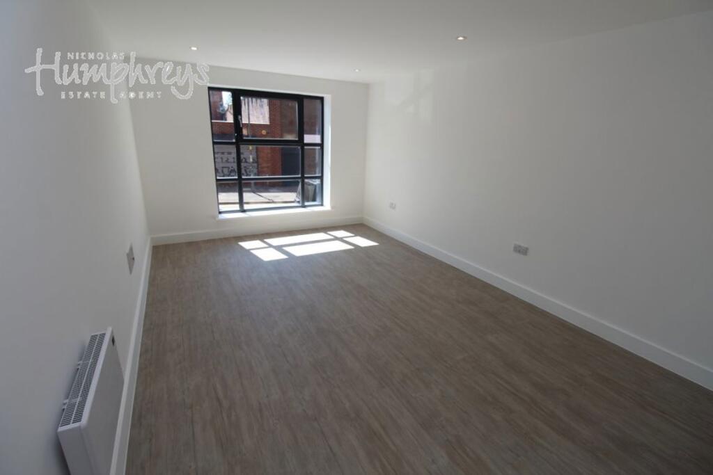 Apartment in Birmingham - View 5