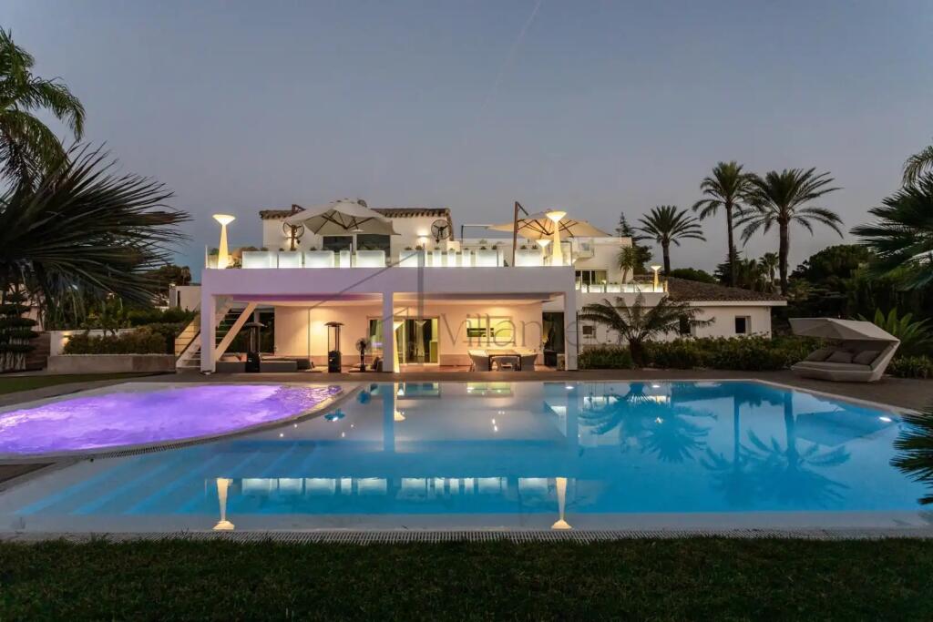 Main image of property: Valencia, Valencia, L`Eliana