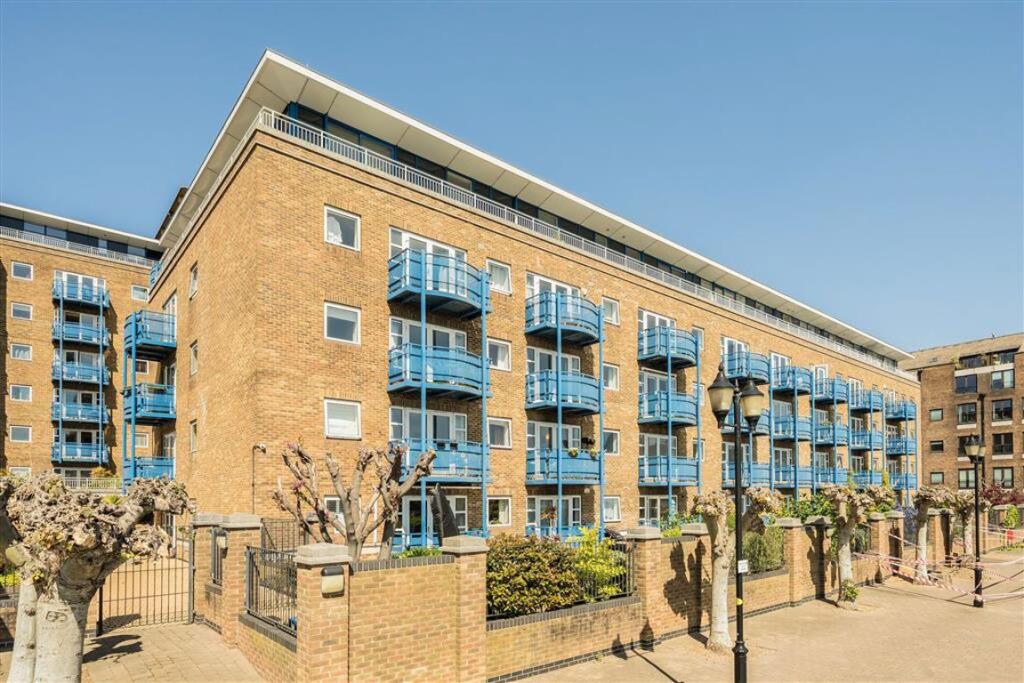 Main image of property: Jardine Road, Wapping
