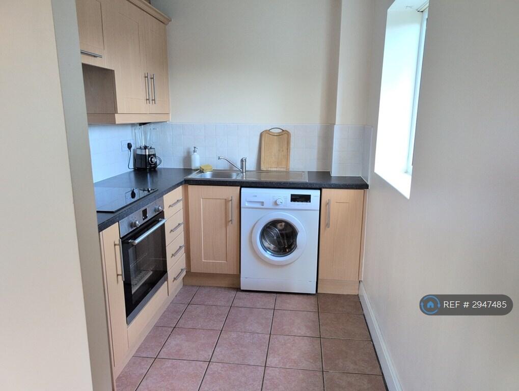 Apartment in Liverpool, Everton - More