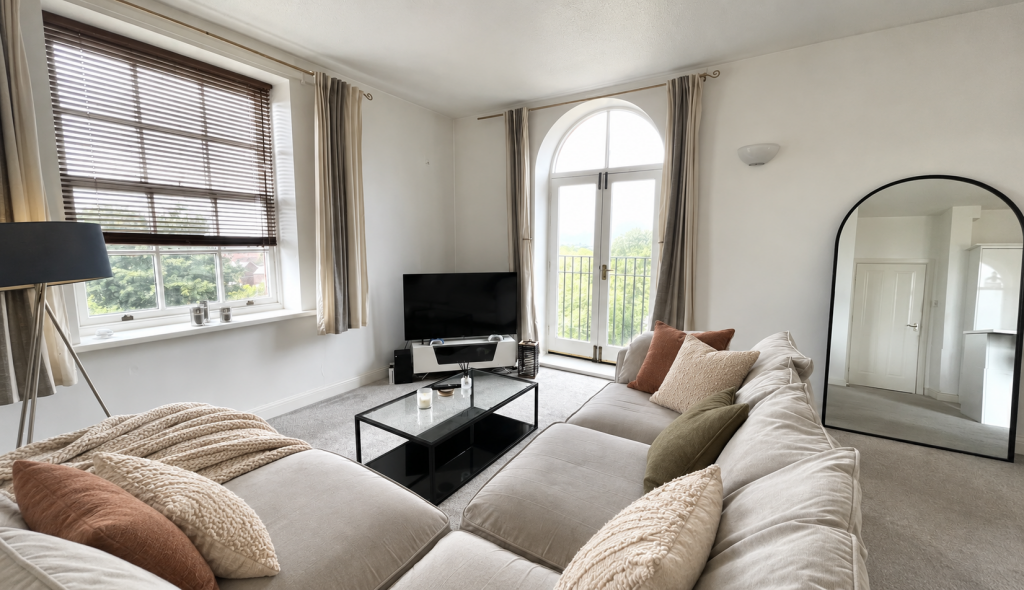 Flat 43 Springbank Court, Manor Road, Woodley photo 2