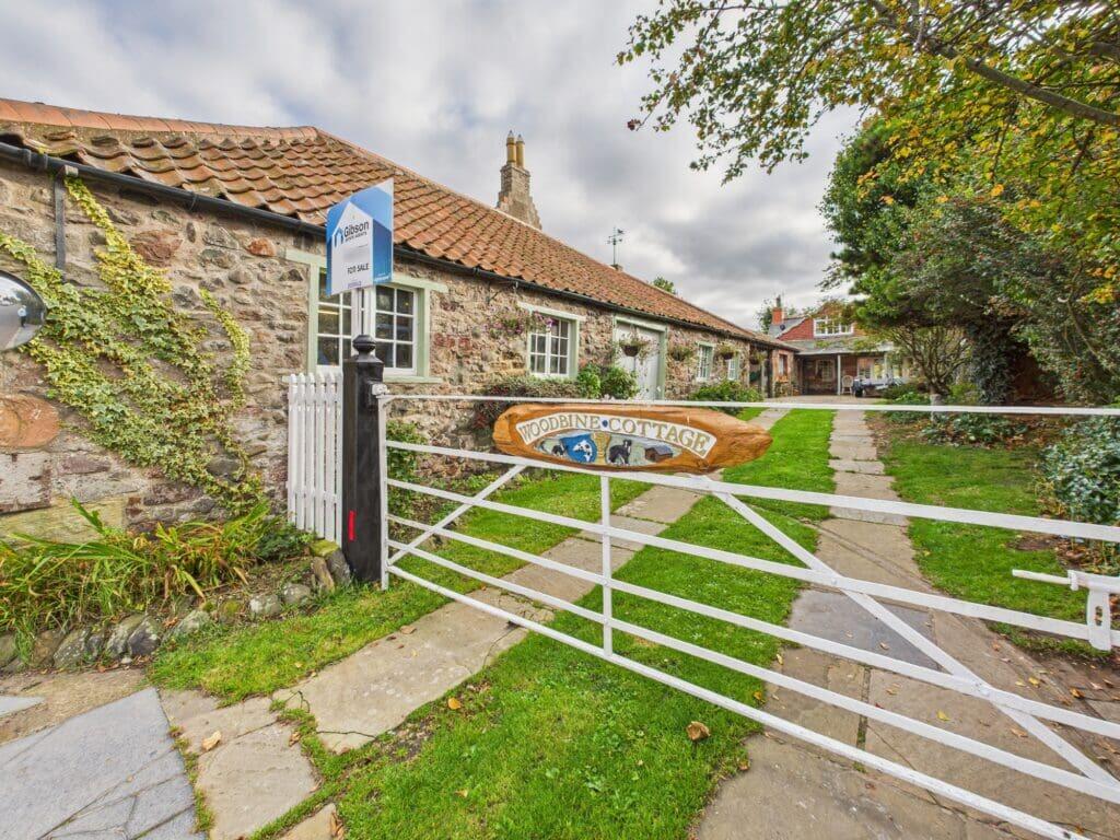 Woodbine Cottage, School Road, Coldingham, TD14 5NS photo 3