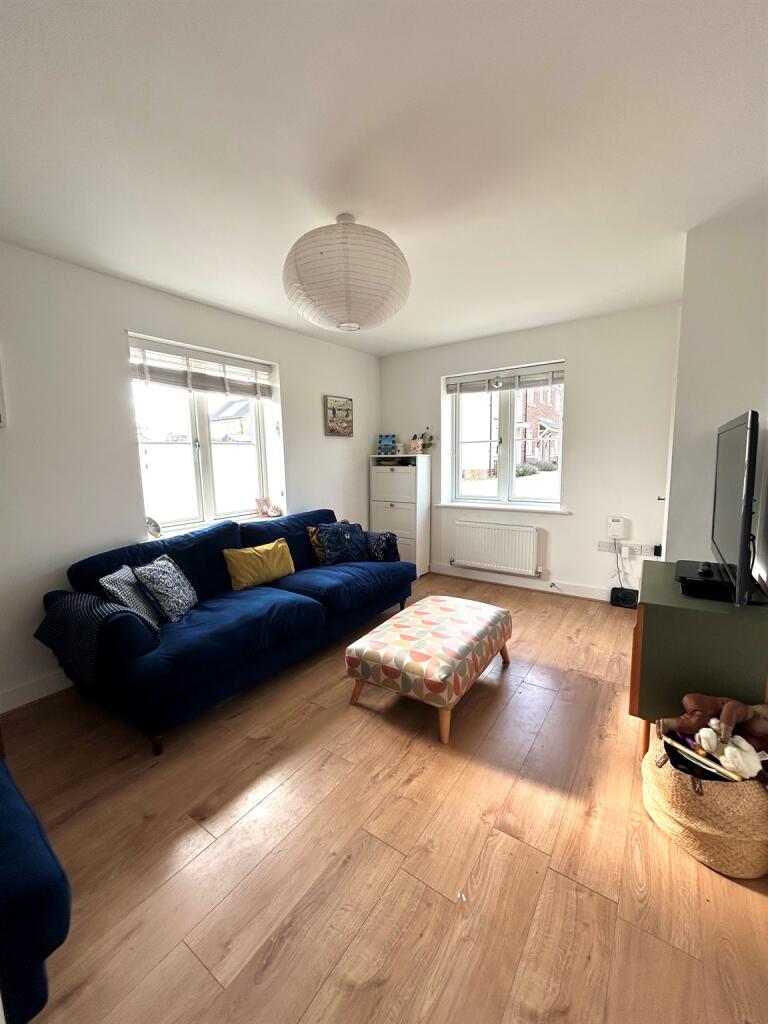 Partridge Way, Holt photo 3