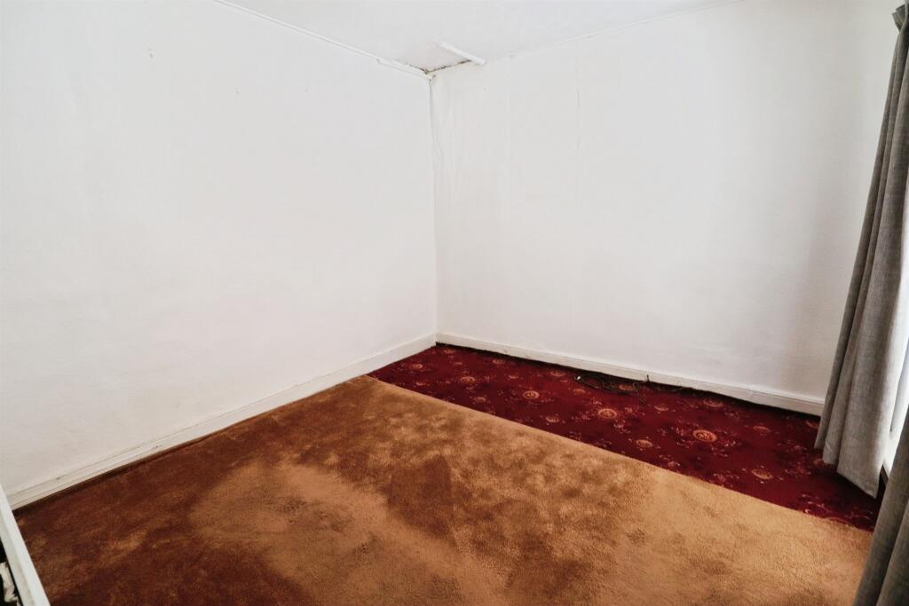 House in Pontypridd, Rhondda Cynon Taf - View 5