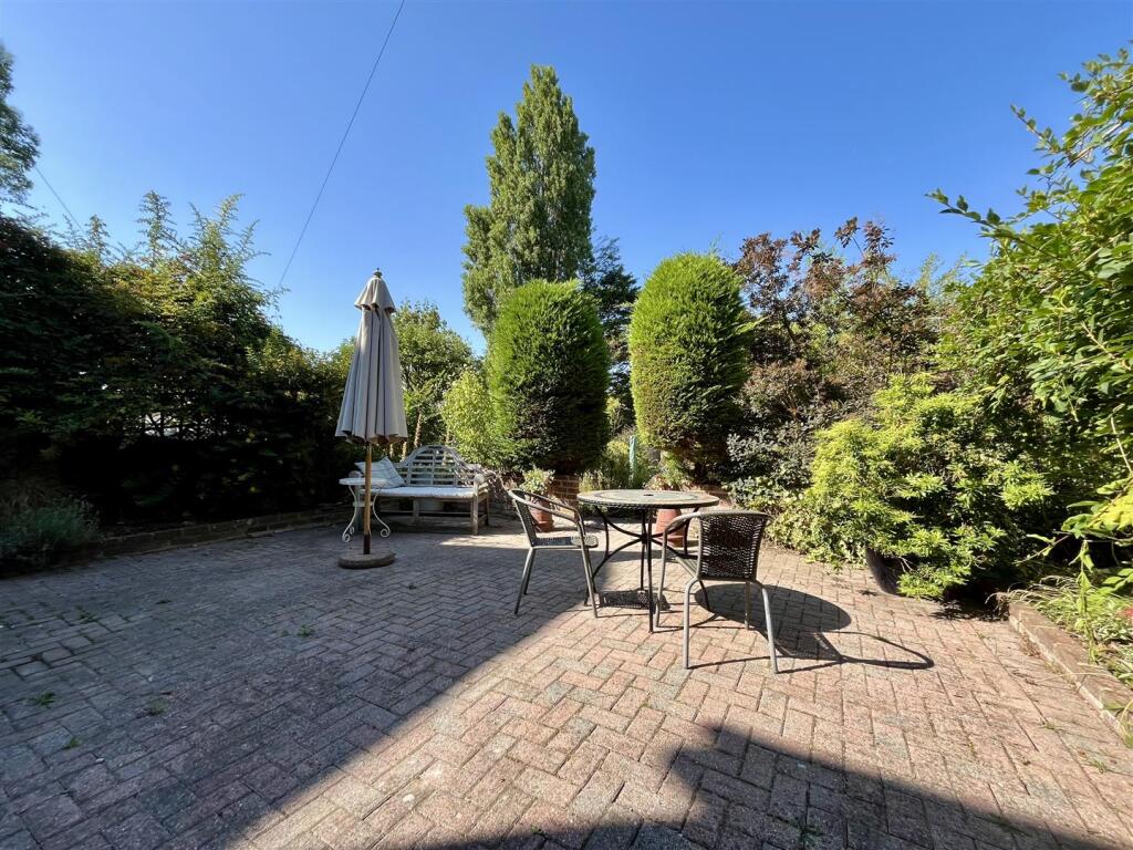 House in Brighton - View 4