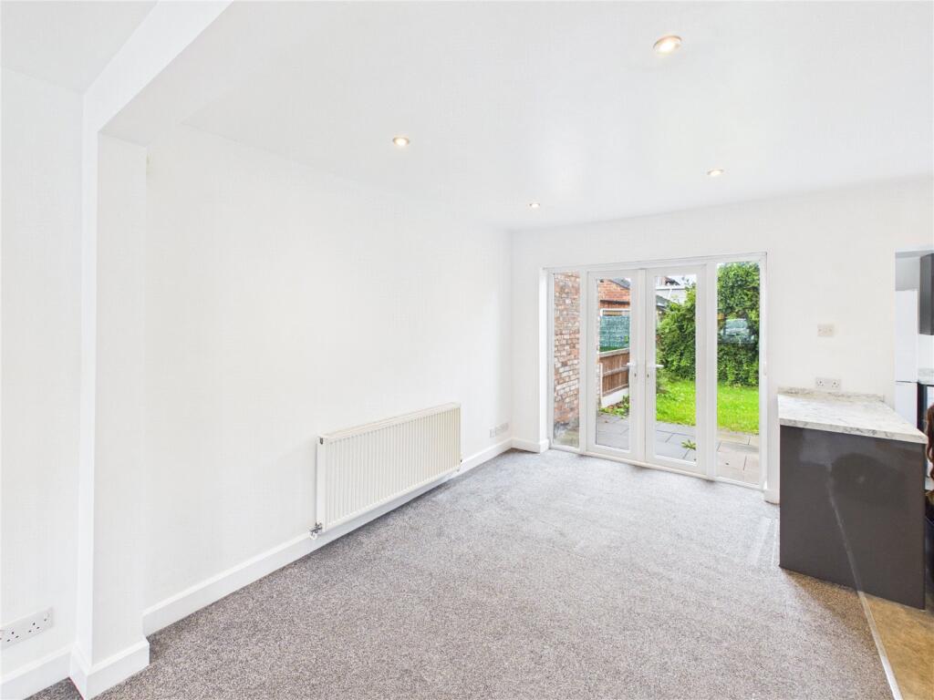 House in Manchester - More