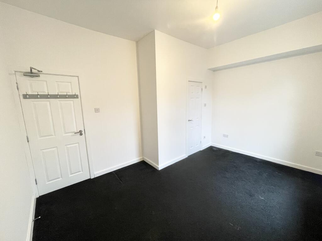 Main image of property: Room 3, Liverpool Road M30