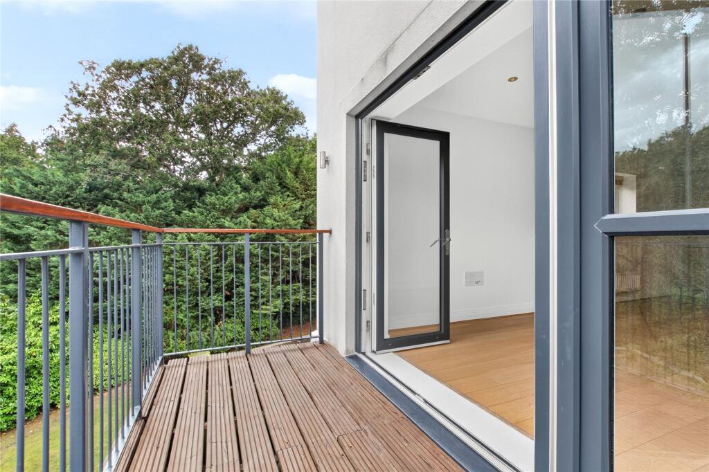 Apartment in Reading - More