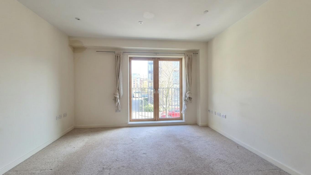 House in Milton Keynes - View 5