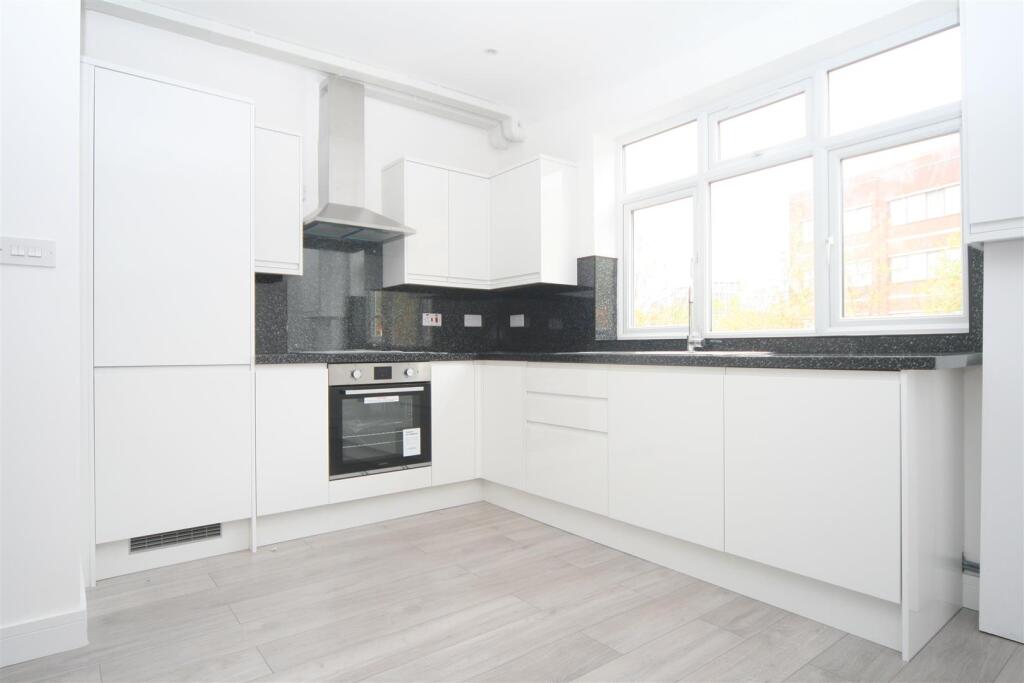 Main image of property: Flat 4, 1276 / 1278 Greenford Road, Greenford