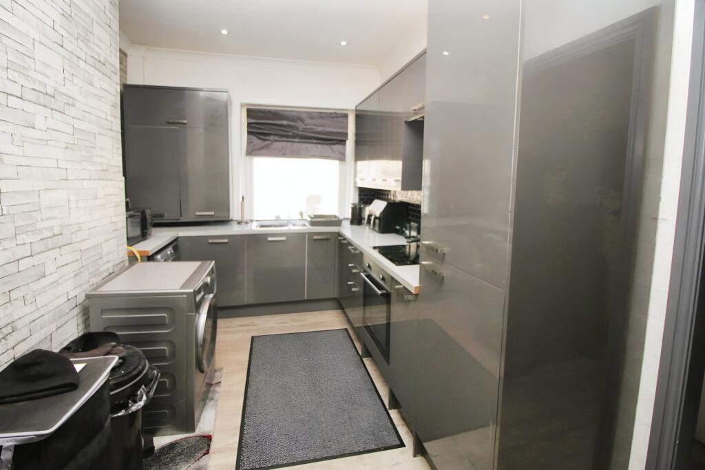 New Street, Milnsbridge, Huddersfield, West Yorkshire, HD3 photo 2