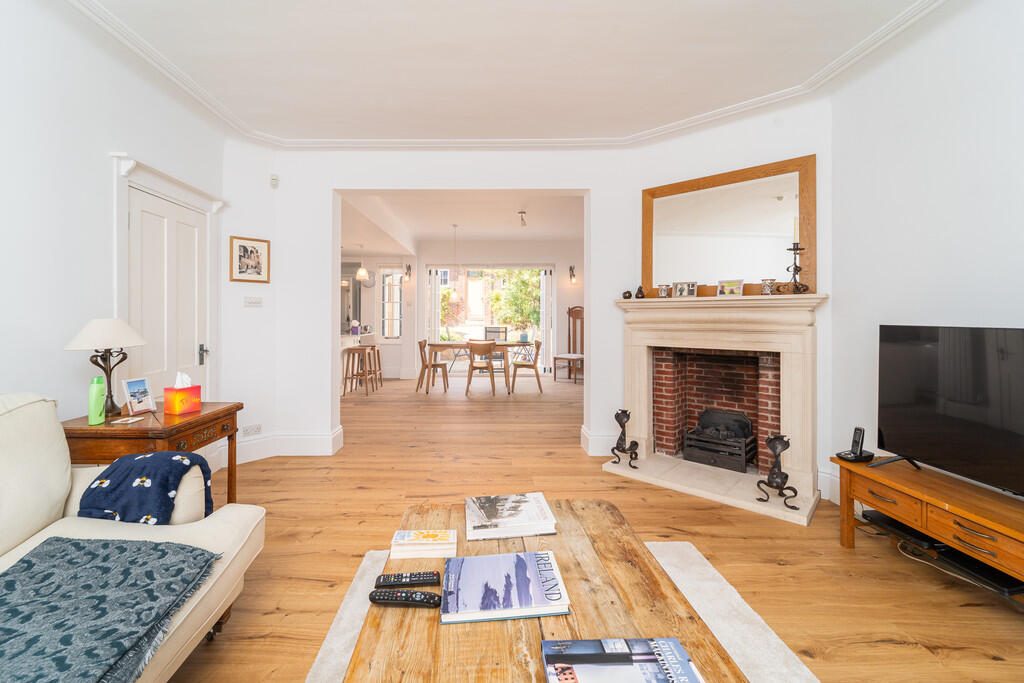 House in London - More