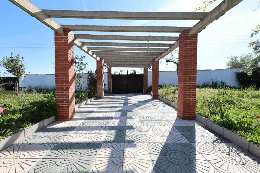Main image of property: Andalucia, Granada, Moraleda de Zafayona