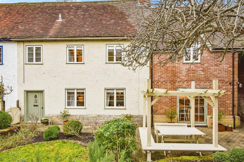 Yew Tree Cottages, Erlestoke, DEVIZES photo 2