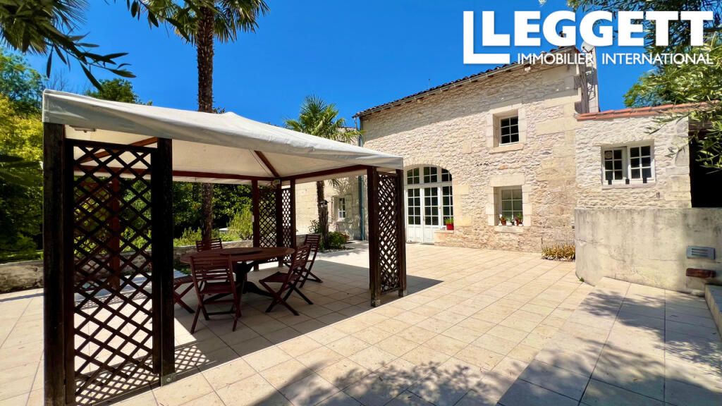 Main image of property: Poitou-Charentes, Charente-Maritime, Courcoury