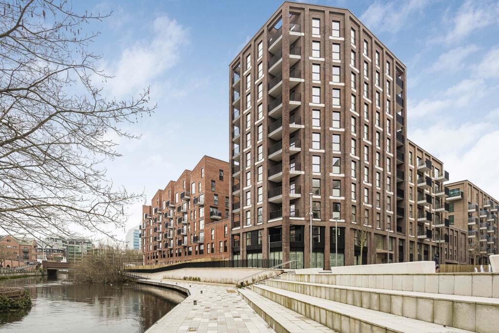 Main image of property: Flat 38, 3 Palmer Street, Reading