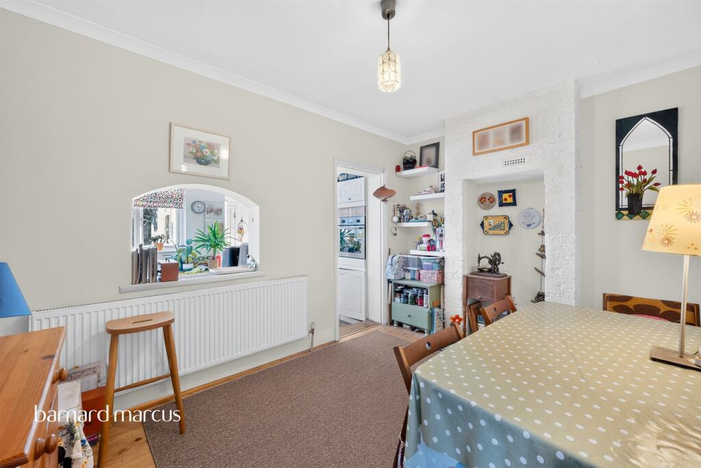 House in Kingston upon Thames - View 5