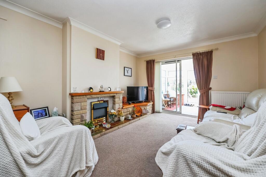 House in Ashfield, Hucknall - View 5