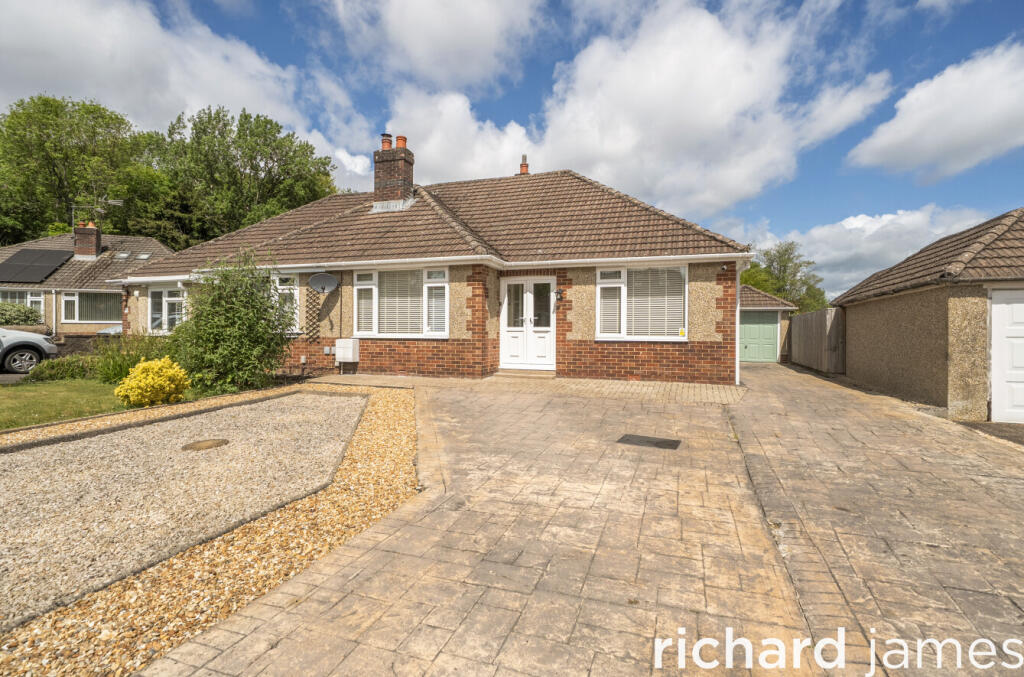 Main image of property: Ludlow Close, Lawn, Swindon, SN3