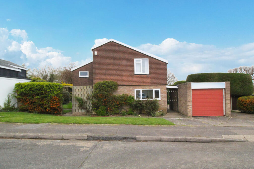 Main image of property: The Knowle, Basildon, Essex, SS16
