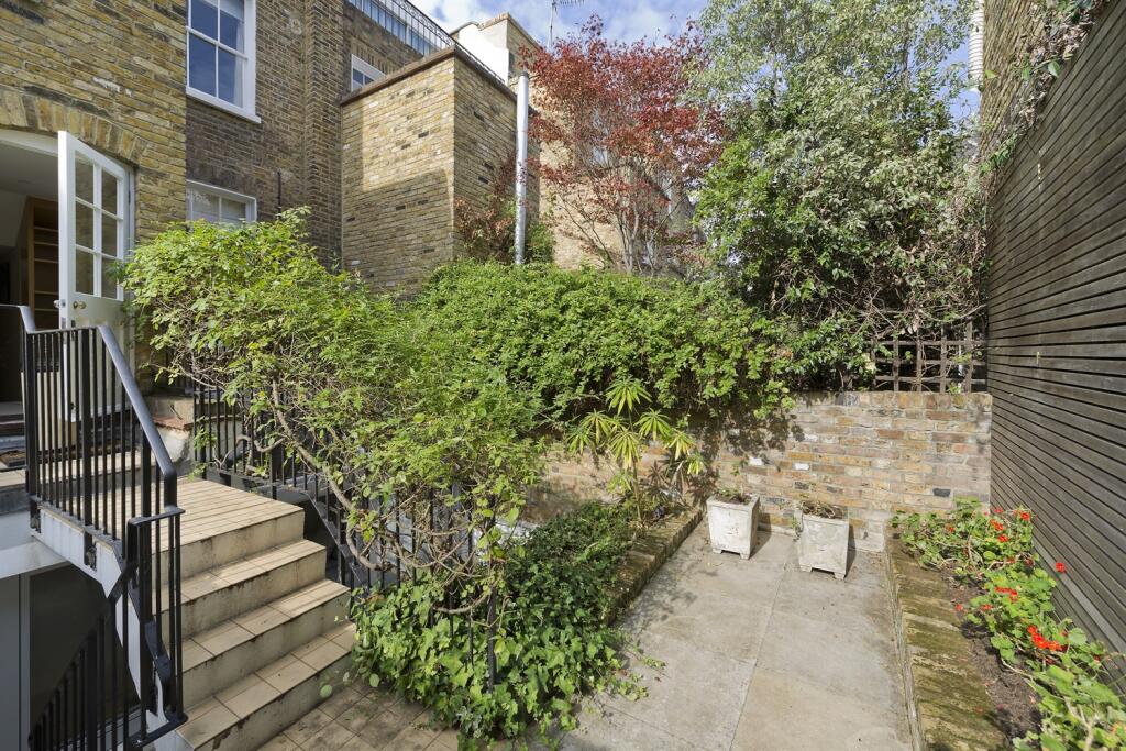 Property photo 11