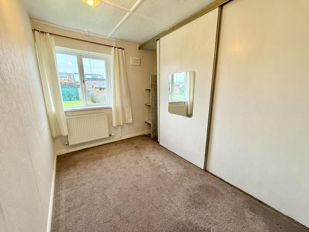 Vernon Close, Penyard, Merthyr Tydfil, CF47 0HY photo 4