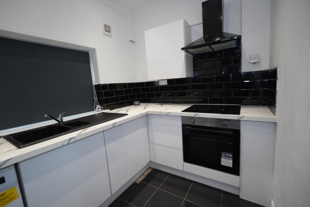 Laurel Road, Liverpool, Merseyside, L7 - View 2