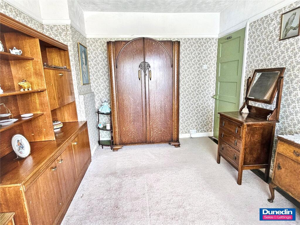 Kendal Rise Road, Rednal, Birmingham, B45 - More