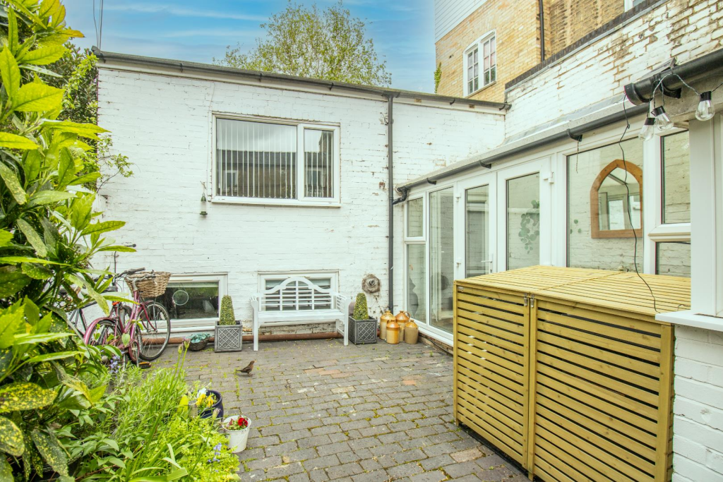 Main image of property: City Road, Cambridge