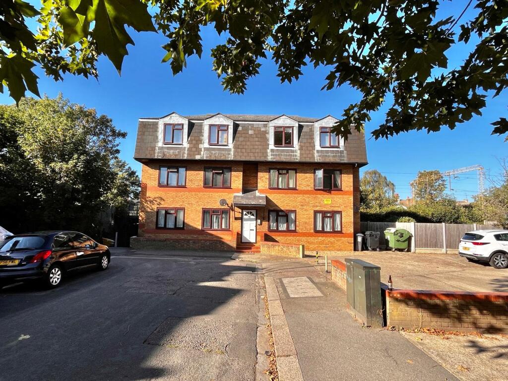 Main image of property: Hastings Road, Southend-on-Sea, Essex, SS1